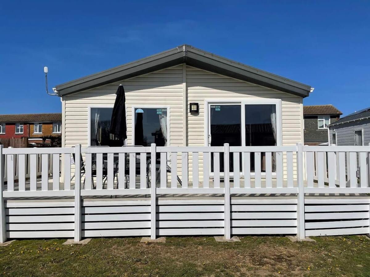 41 Woodland Walk Pevensey Bay Holiday Park Exterior photo